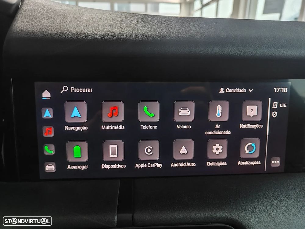 Porsche Taycan Cross Turismo 4 - 36