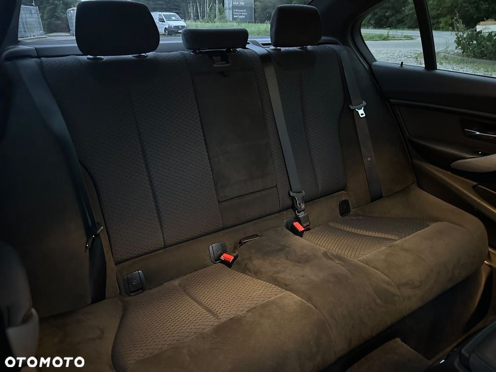 BMW Seria 3 - 10