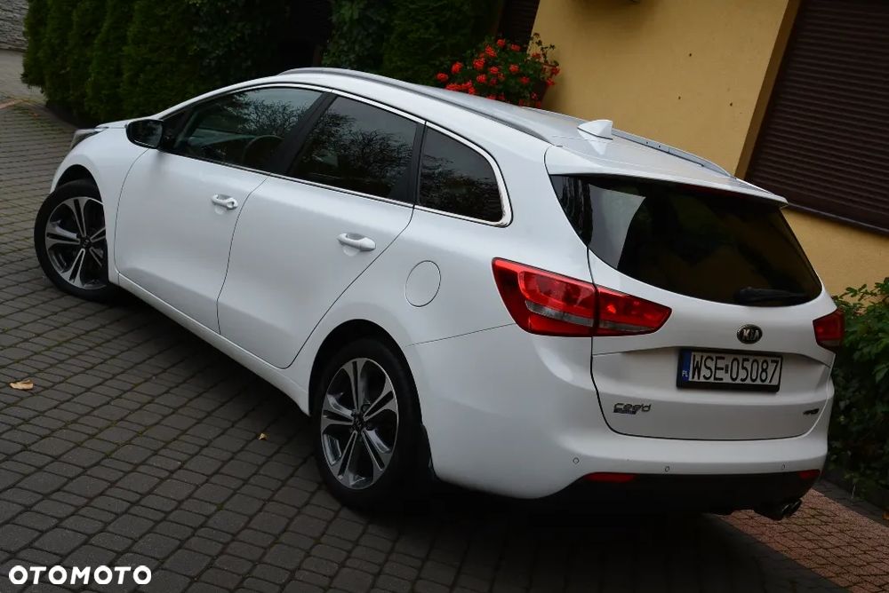 Kia Ceed 1.6 CRDi GT Line - 3