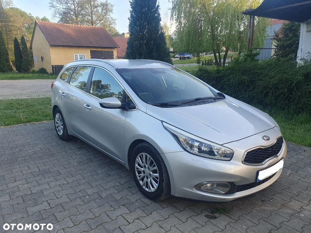 Kia Ceed 1.6 GDI Business Line - 1