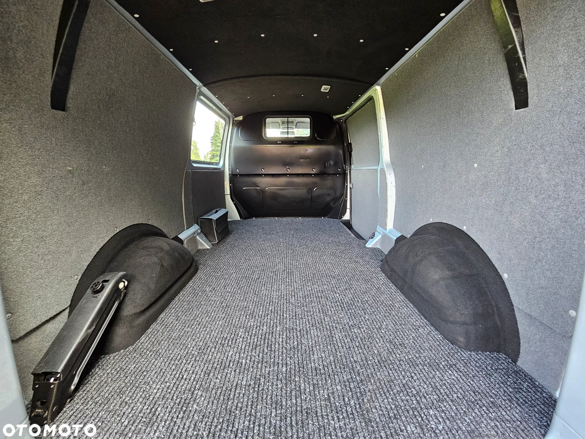 Volkswagen Transporter T5 TDI L2 - 30