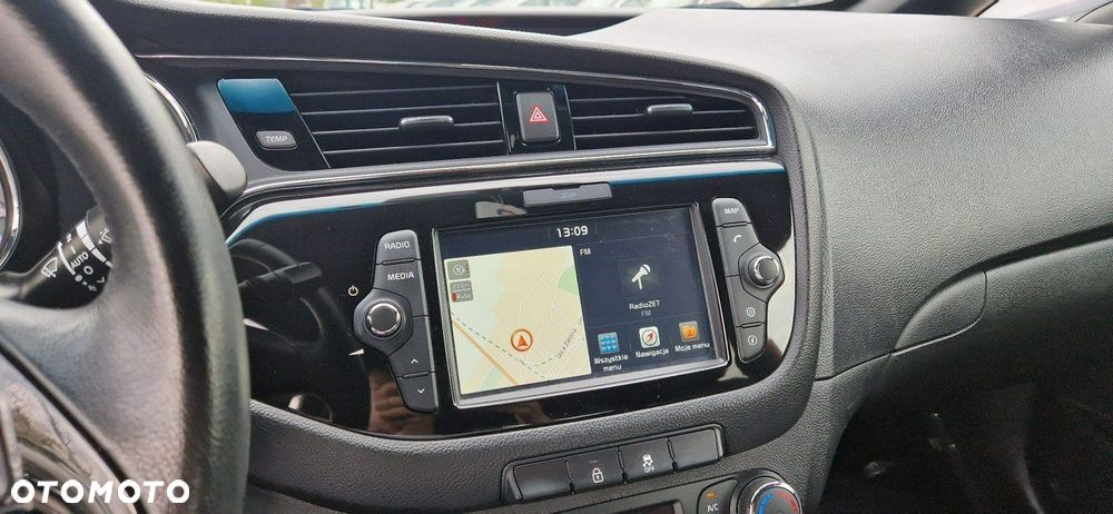 Kia ProCeed - 24