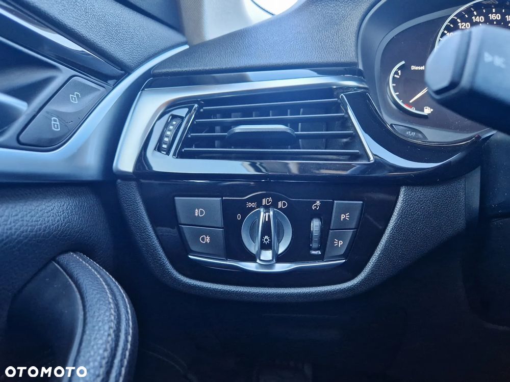 BMW Seria 5 520d - 19