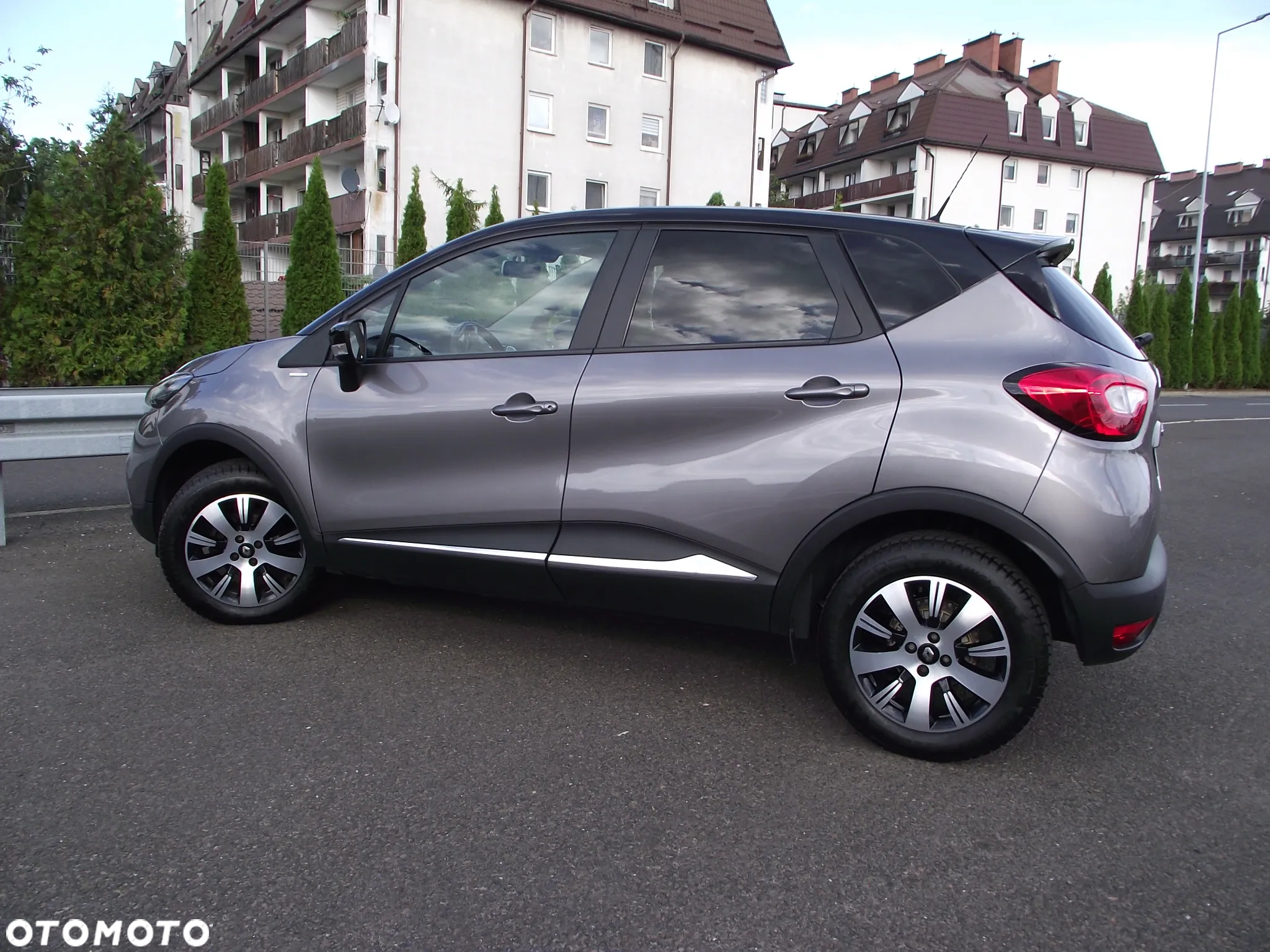 Renault Captur 0.9 Energy TCe Limited - 11