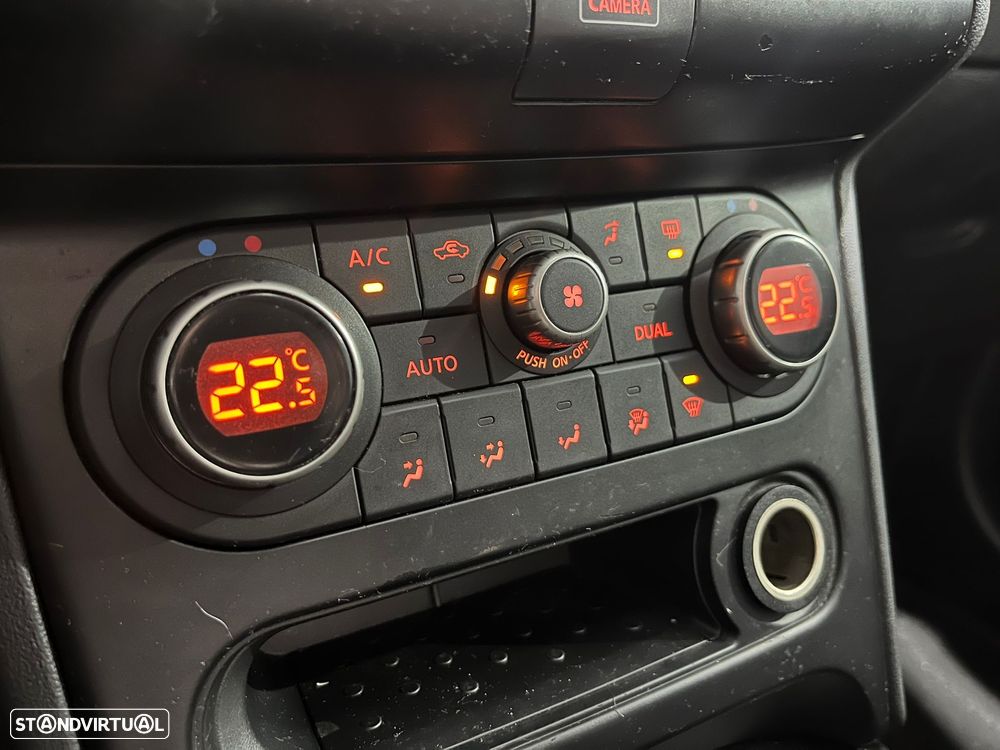 Nissan Qashqai 1.6 dCi TEKNA+ - 17