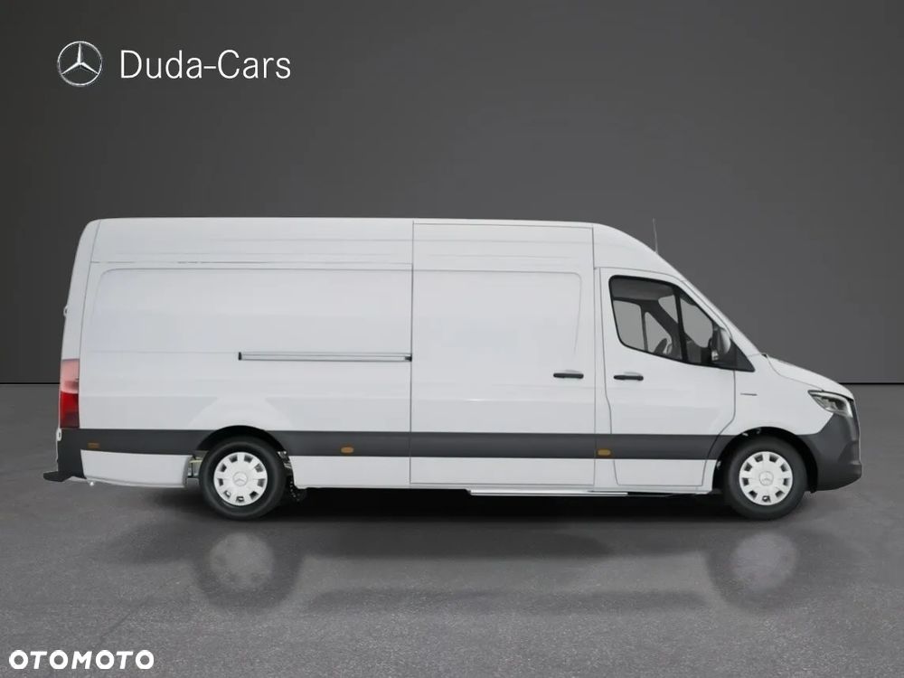 Mercedes-Benz eSprinter 320 furgon długi PRO - 4