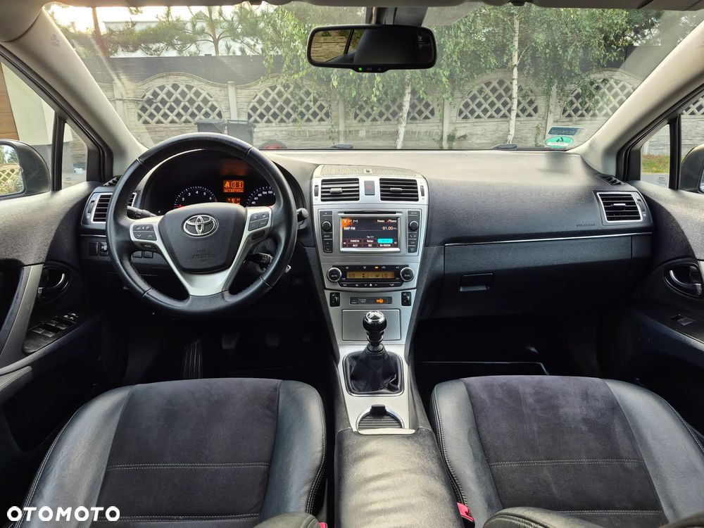 Toyota Avensis 1.8 Premium - 7