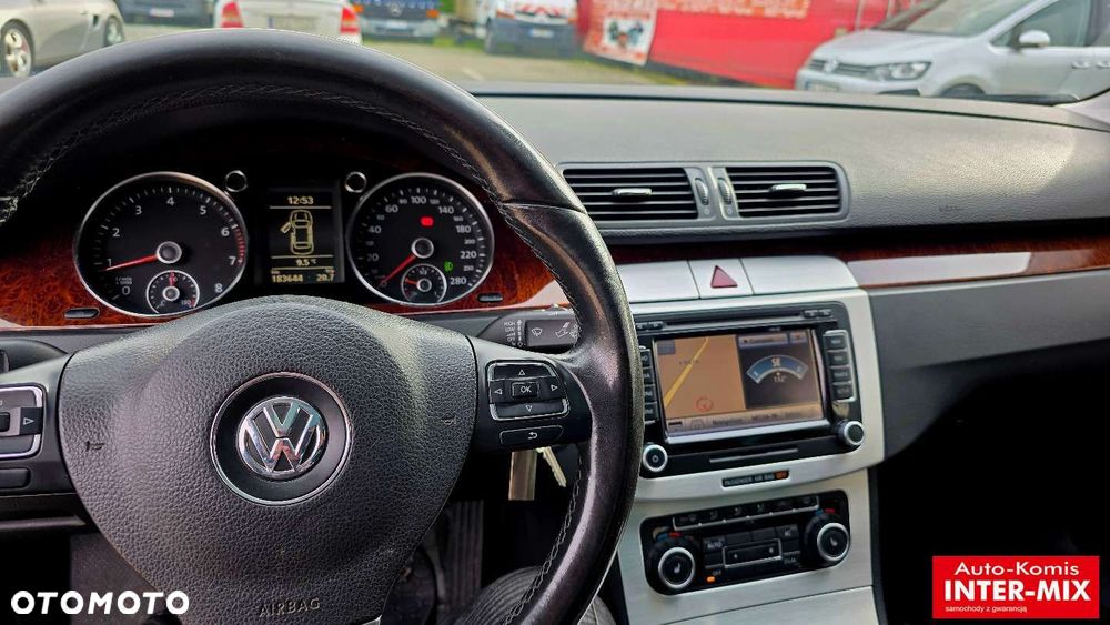 Volkswagen Passat CC - 27