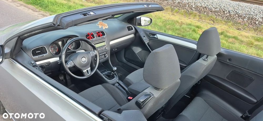 Volkswagen Golf 1.6 TDI DPF Highline - 16