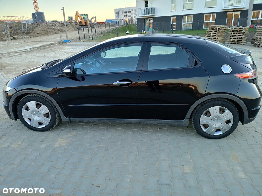 Honda Civic 1.8 Comfort - 2