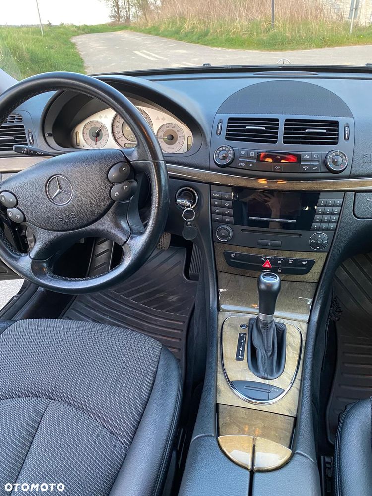 Mercedes-Benz Klasa E - 12