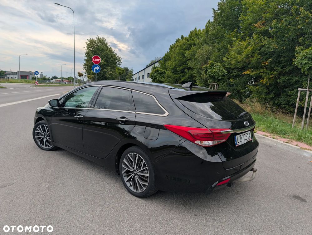Hyundai i40 Kombi 1.7 CRDi Premium - 10