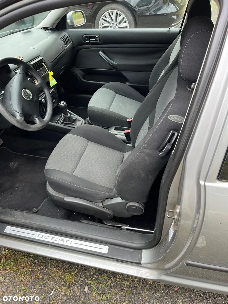 Volkswagen Golf 1.4 Trendline - 8