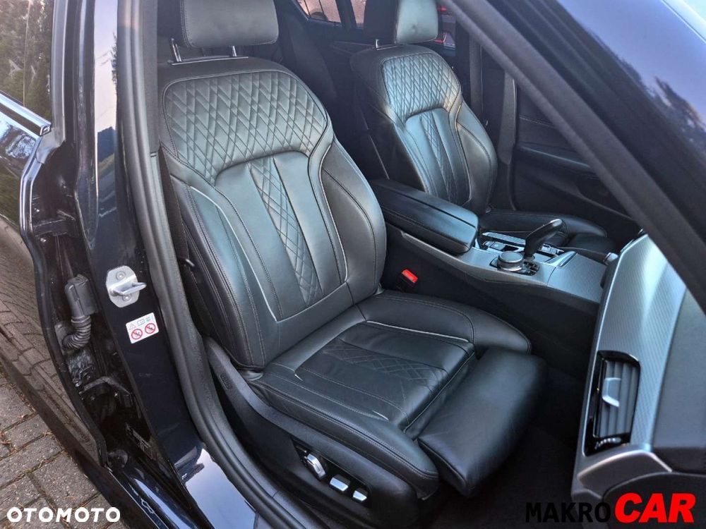 BMW Seria 5 540d xDrive M Sport sport - 21