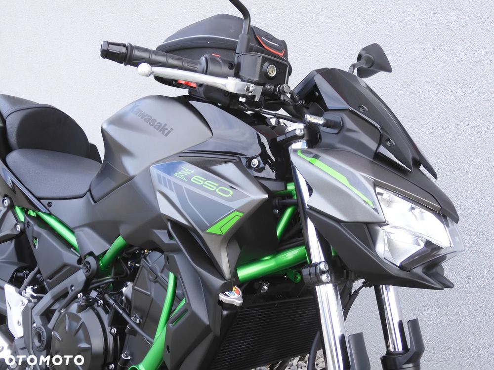 Kawasaki Z 650 - 19