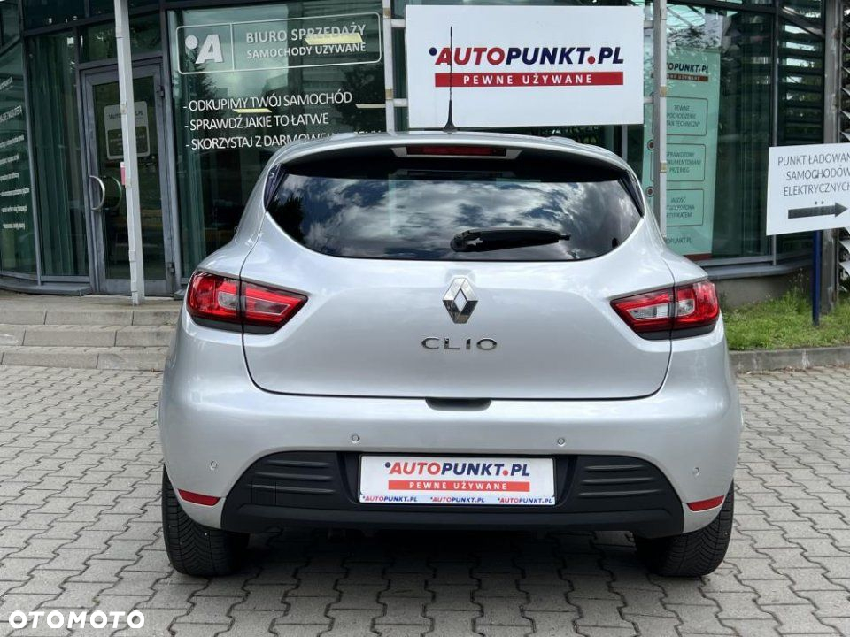 Renault Clio - 6