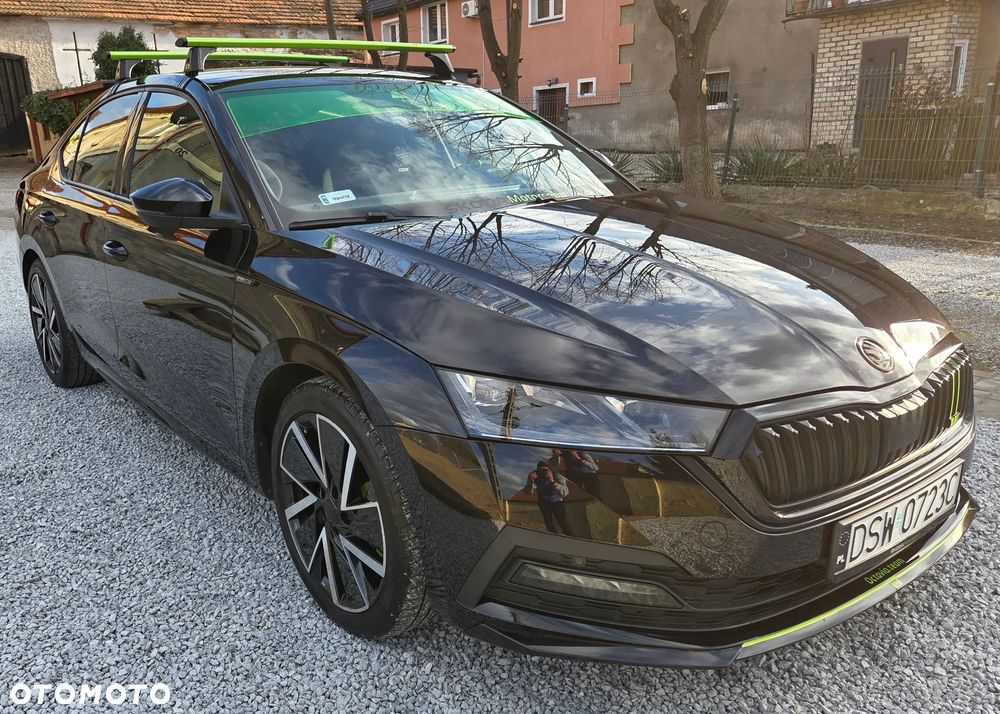 Skoda Octavia 1.5 TSI ACT Sportline - 4