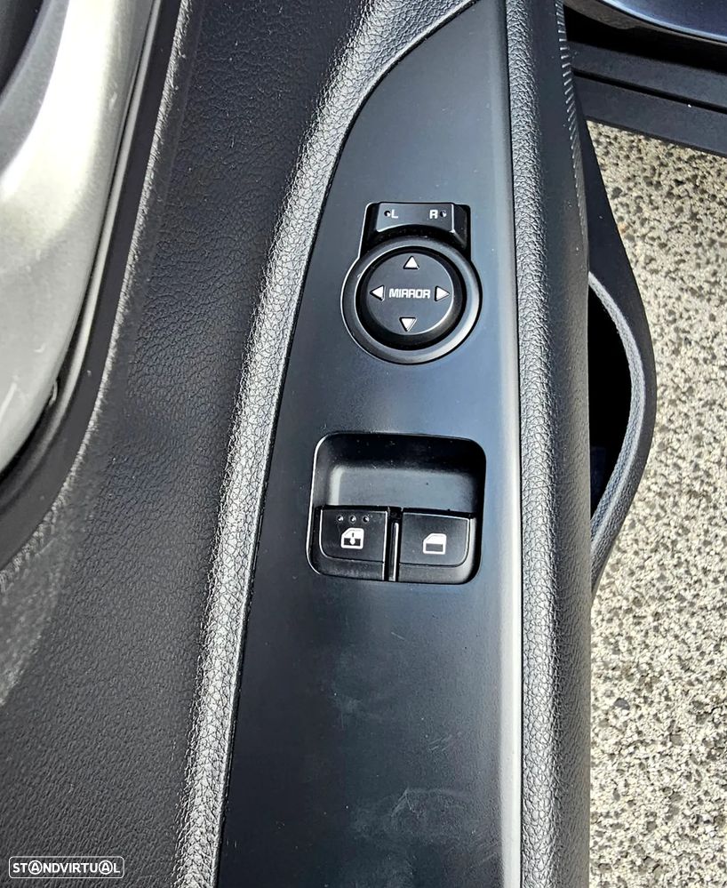 Kia Stonic - 11