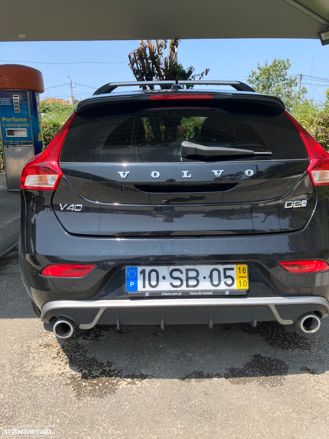 Volvo V40 2.0 D2 R-Design - 4