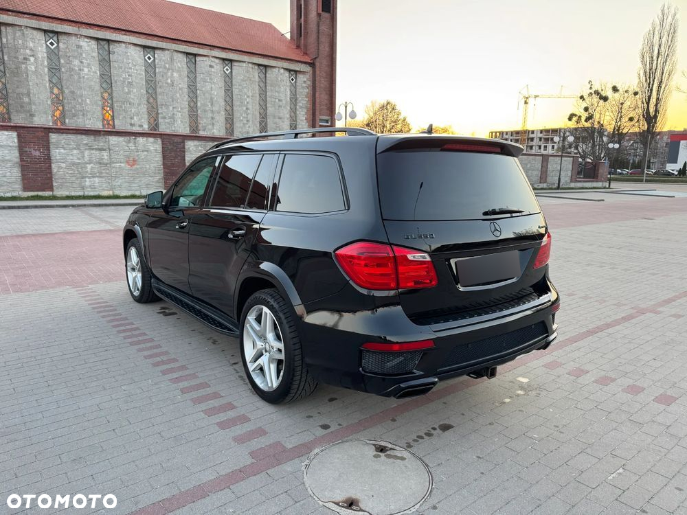 Mercedes-Benz GL 500 4Matic (BlueEFFICIENCY) 7G-TRONIC - 7