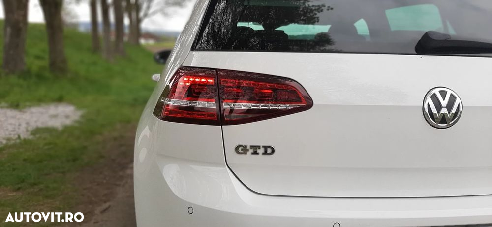 Volkswagen Golf 2.0 TDI DSG GTD - 18