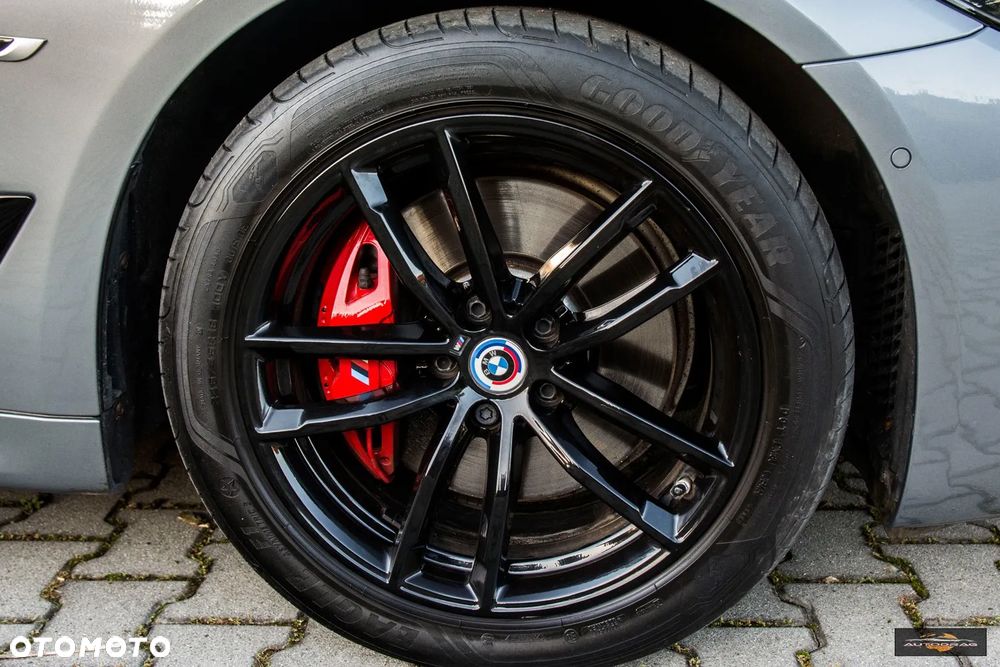BMW Seria 5 - 32