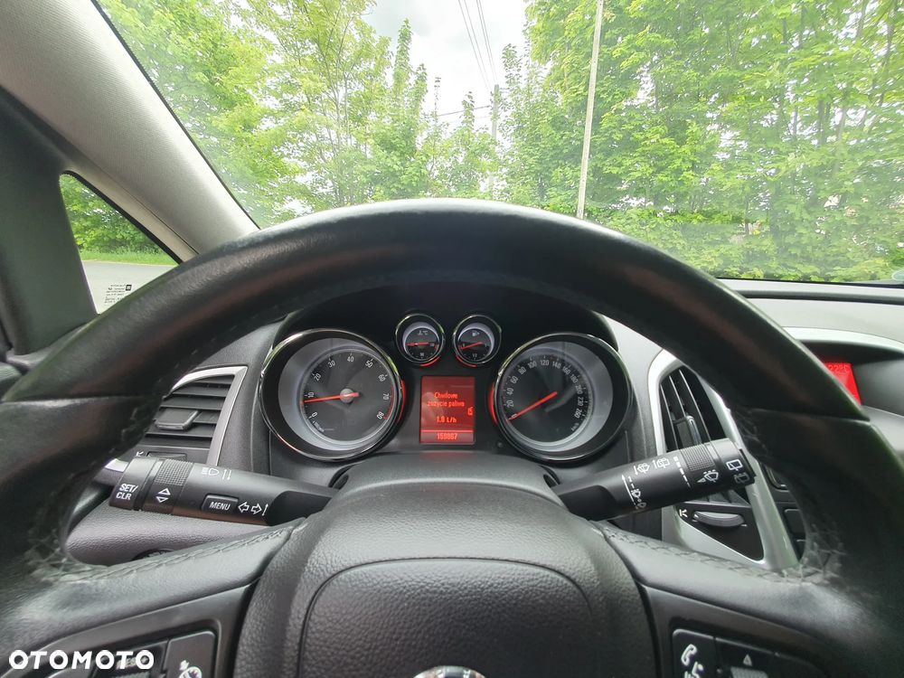 Opel Astra 1.6 Turbo Innovation - 14