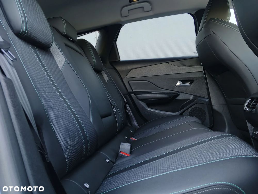 Peugeot 308 BlueHDi 130 EAT6 Stop & Start Active Business-Paket - 39
