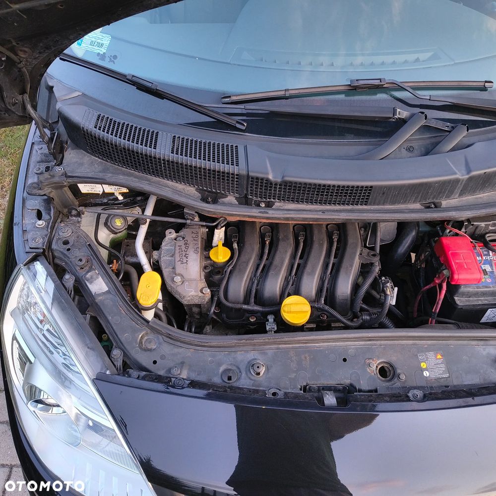 Renault Scenic - 17