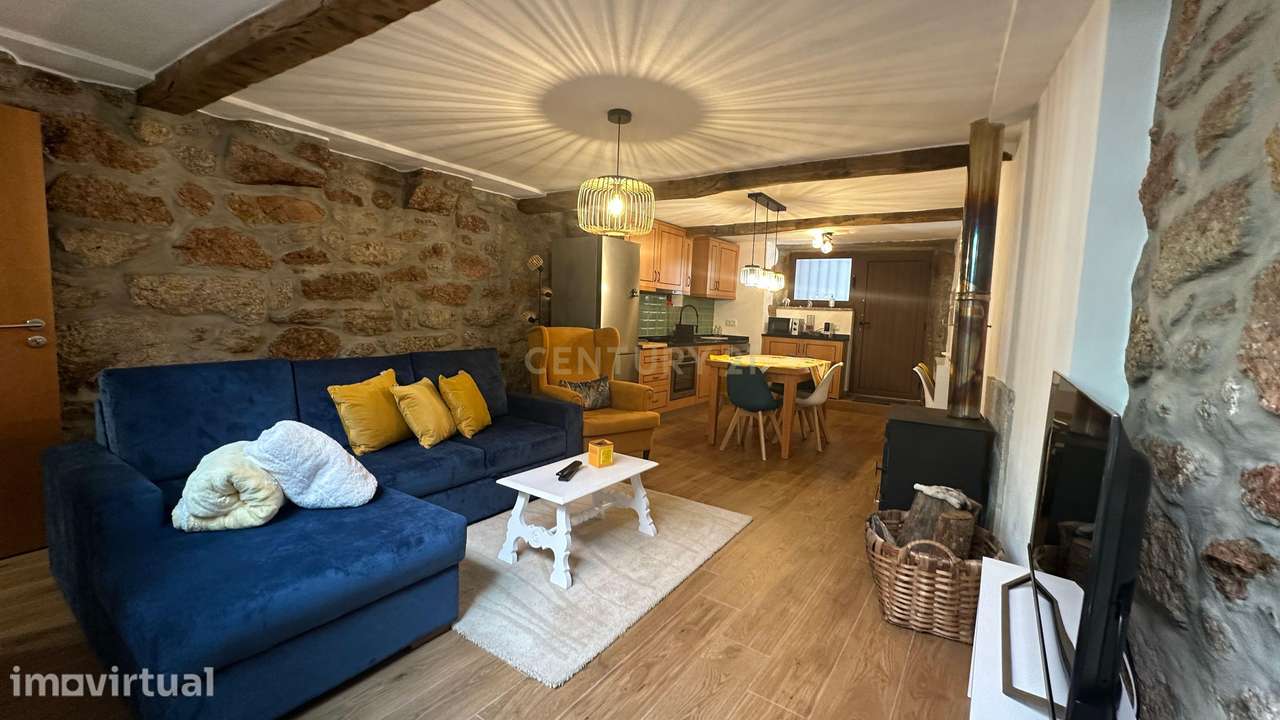 Lindíssima moradia na Zona do Gerês com Jardim interior - Grande imagem: 4/26