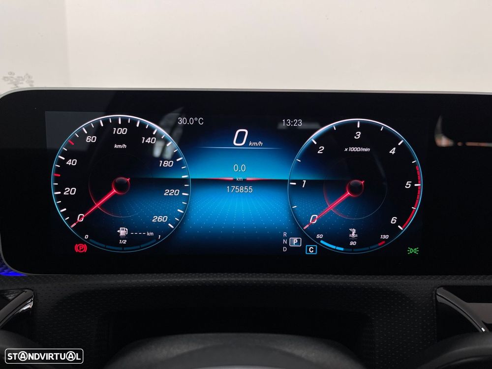 Mercedes-Benz A 200 d Progressive Aut. - 31