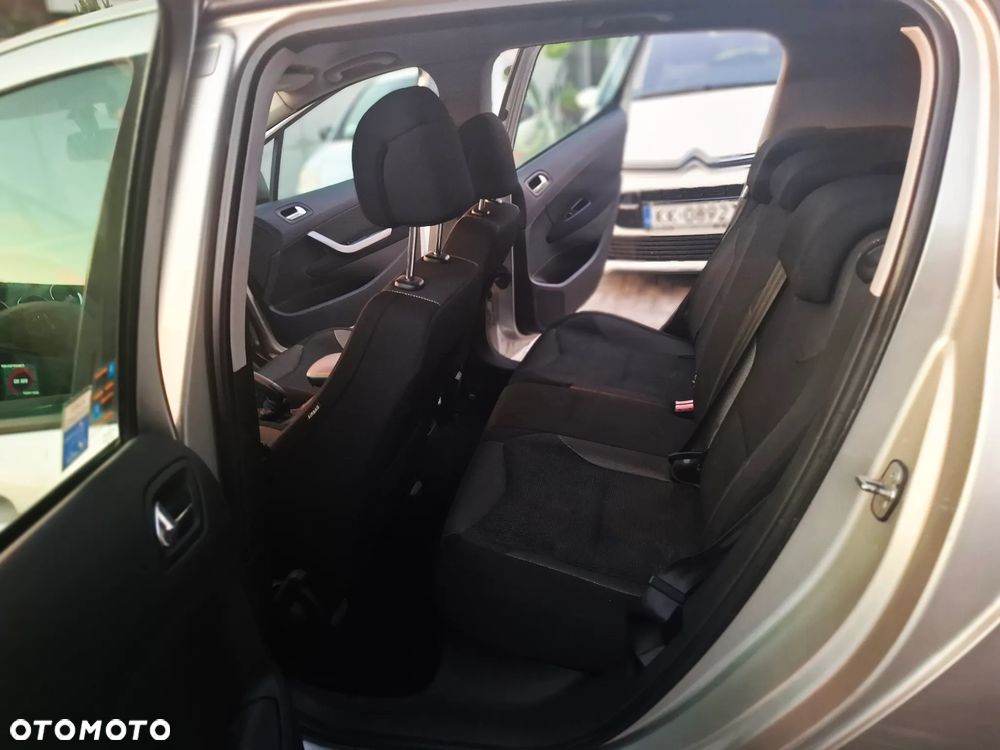 Peugeot 308 1.6 Trendy - 7