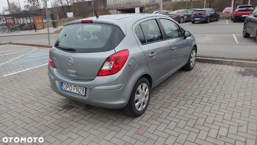 Opel Corsa 1.2 16V Enjoy - 4
