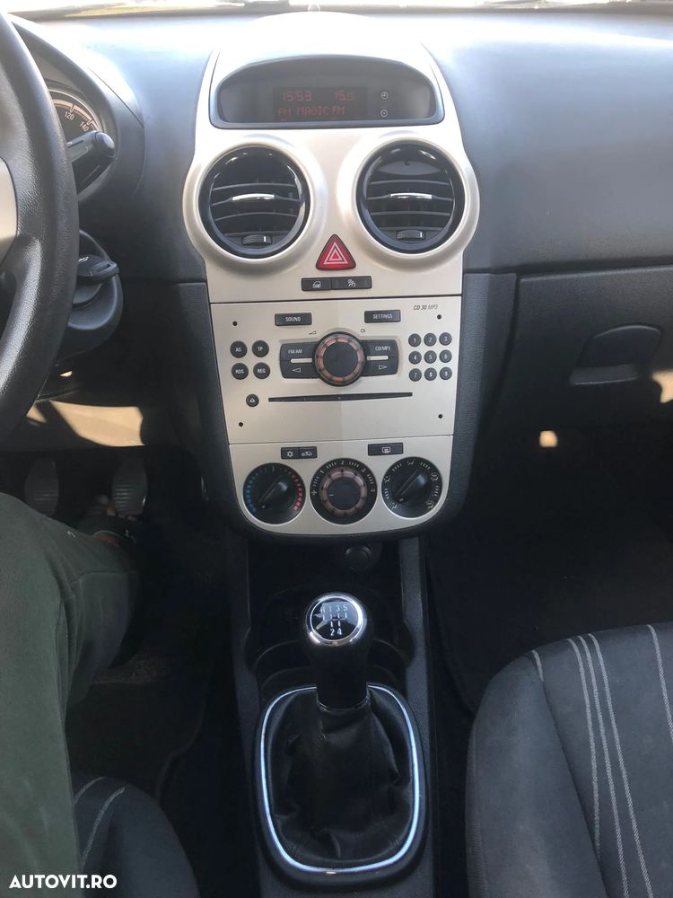 Opel Corsa 1.4i Enjoy - 10