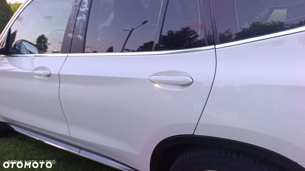 BMW X3 xDrive20d Luxury Line - 9