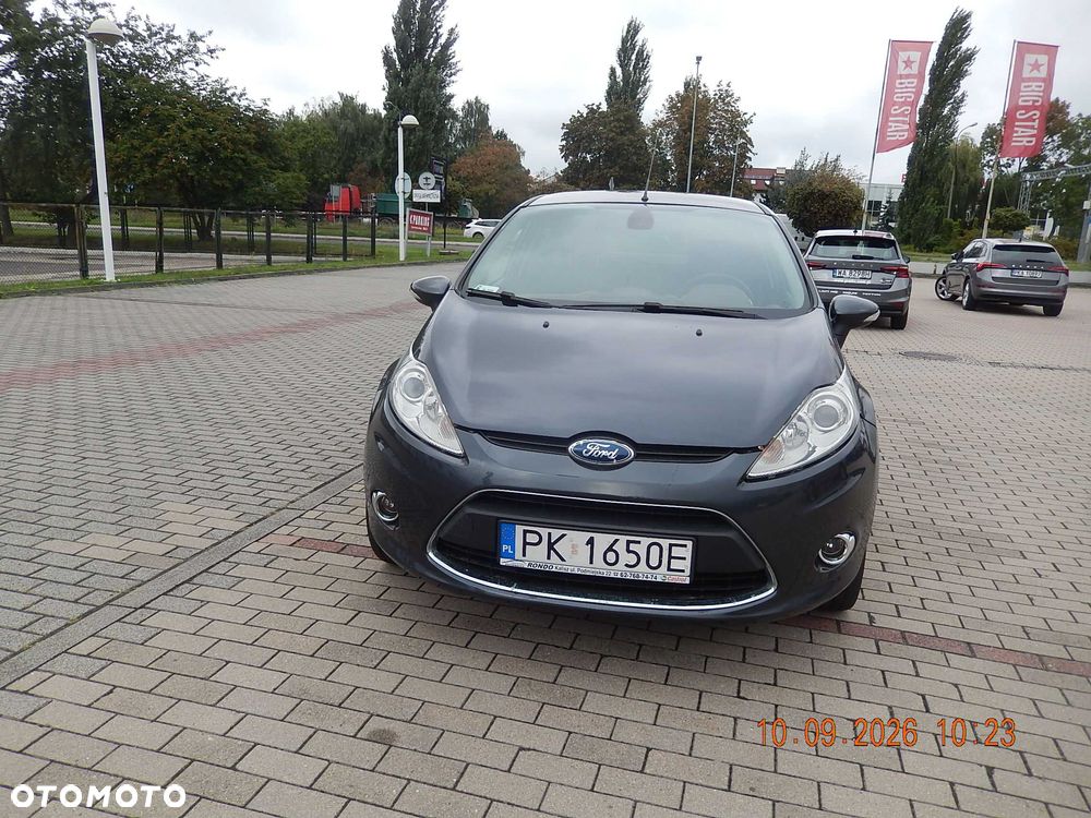 Ford Fiesta - 8