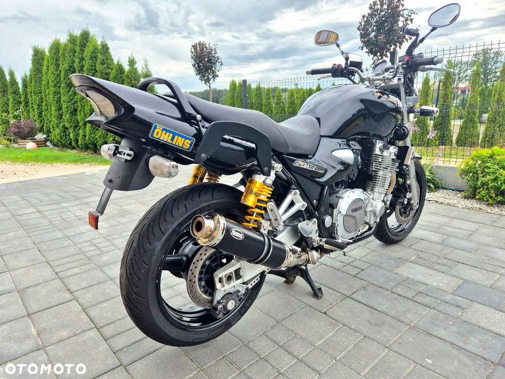 Yamaha XJR - 3