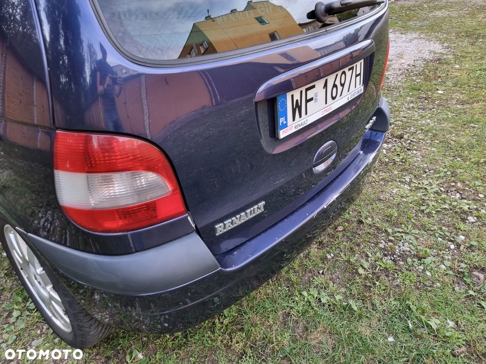 Renault Scenic - 19
