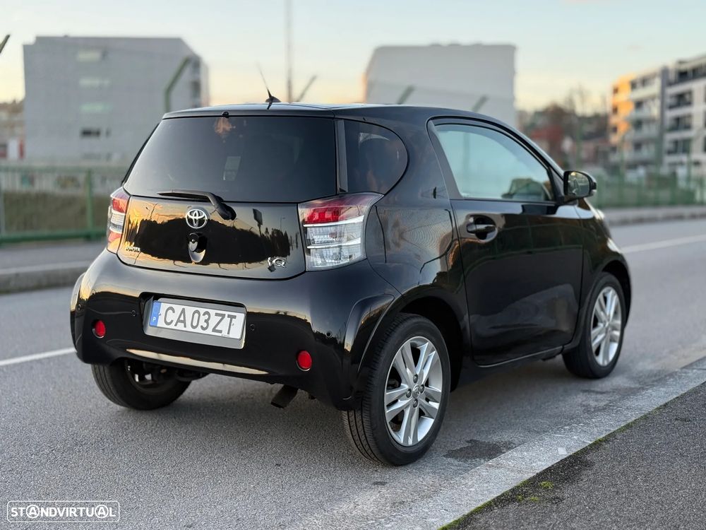 Toyota iQ 1.33 VVT-i 2 NAVI+Bluetooth - 4
