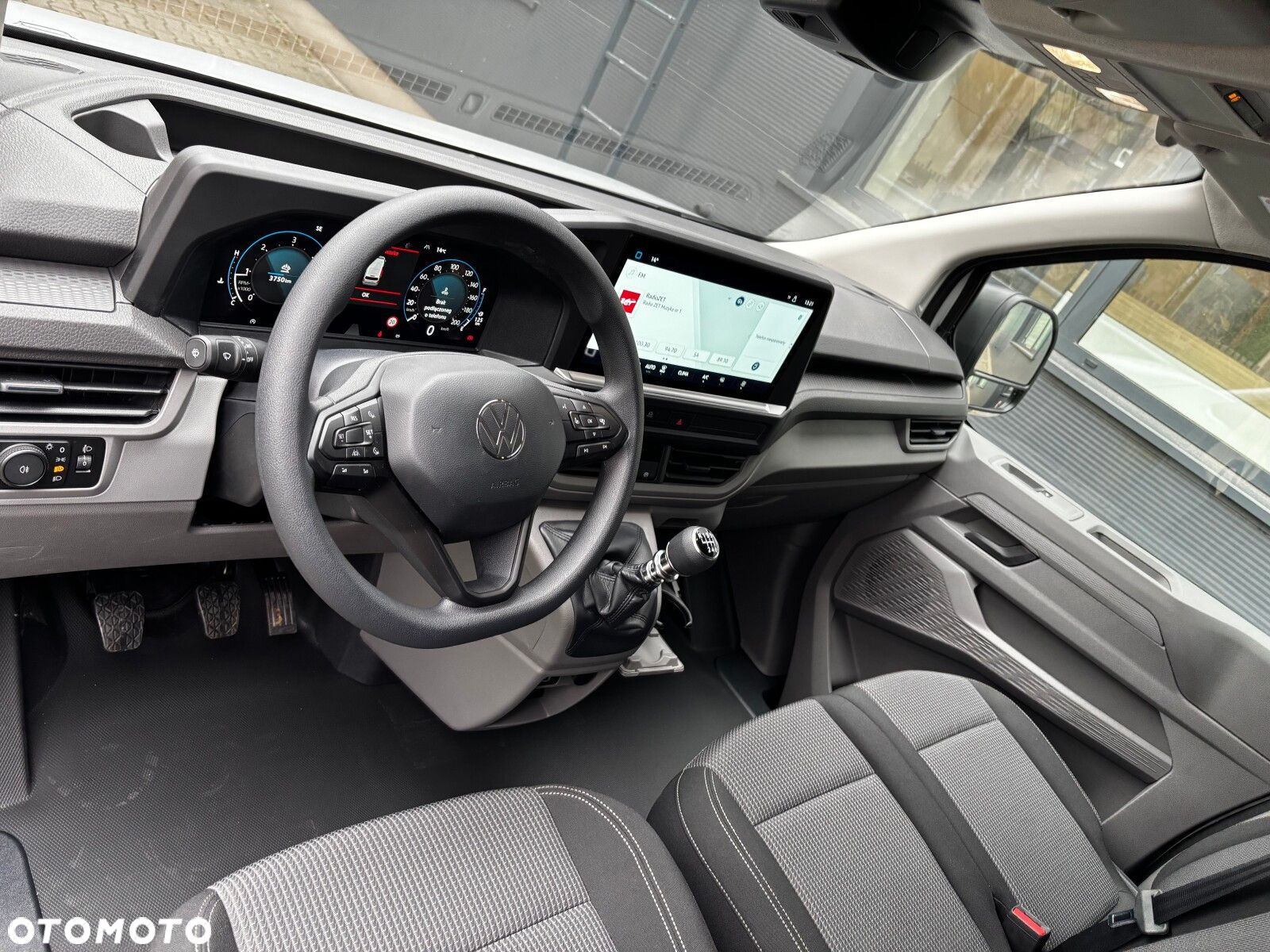 Volkswagen Transporter 2.0 TDI 150KM 6-bm L1 - 35