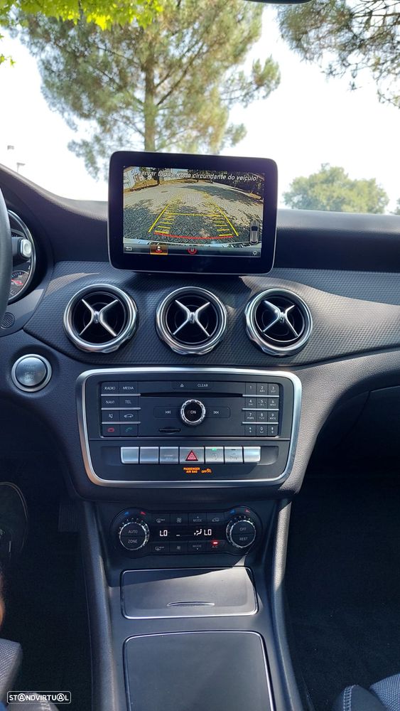 Mercedes-Benz GLA 180 - 5