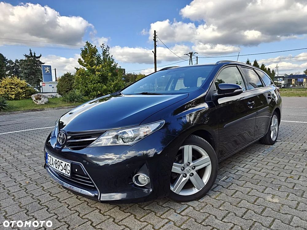 Toyota Auris 1.6 Premium Comfort MS - 1