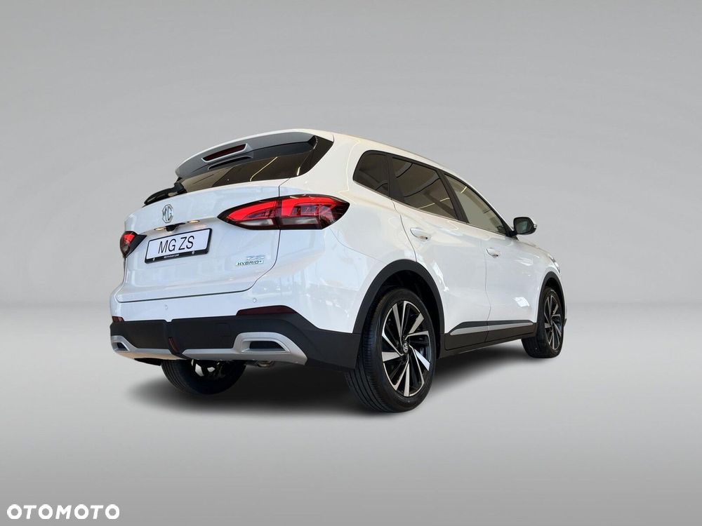 MG ZS Hybrid+ - 24