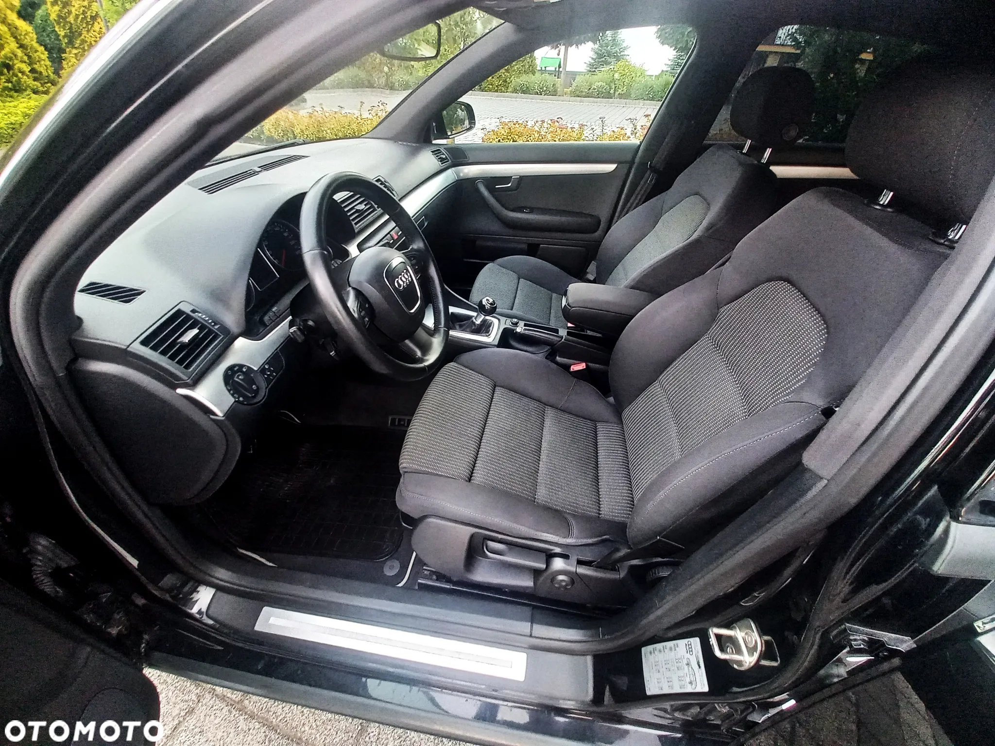 Audi A4 Avant 2.0 TDI DPF quattro S line Sportpaket (plus) - 7
