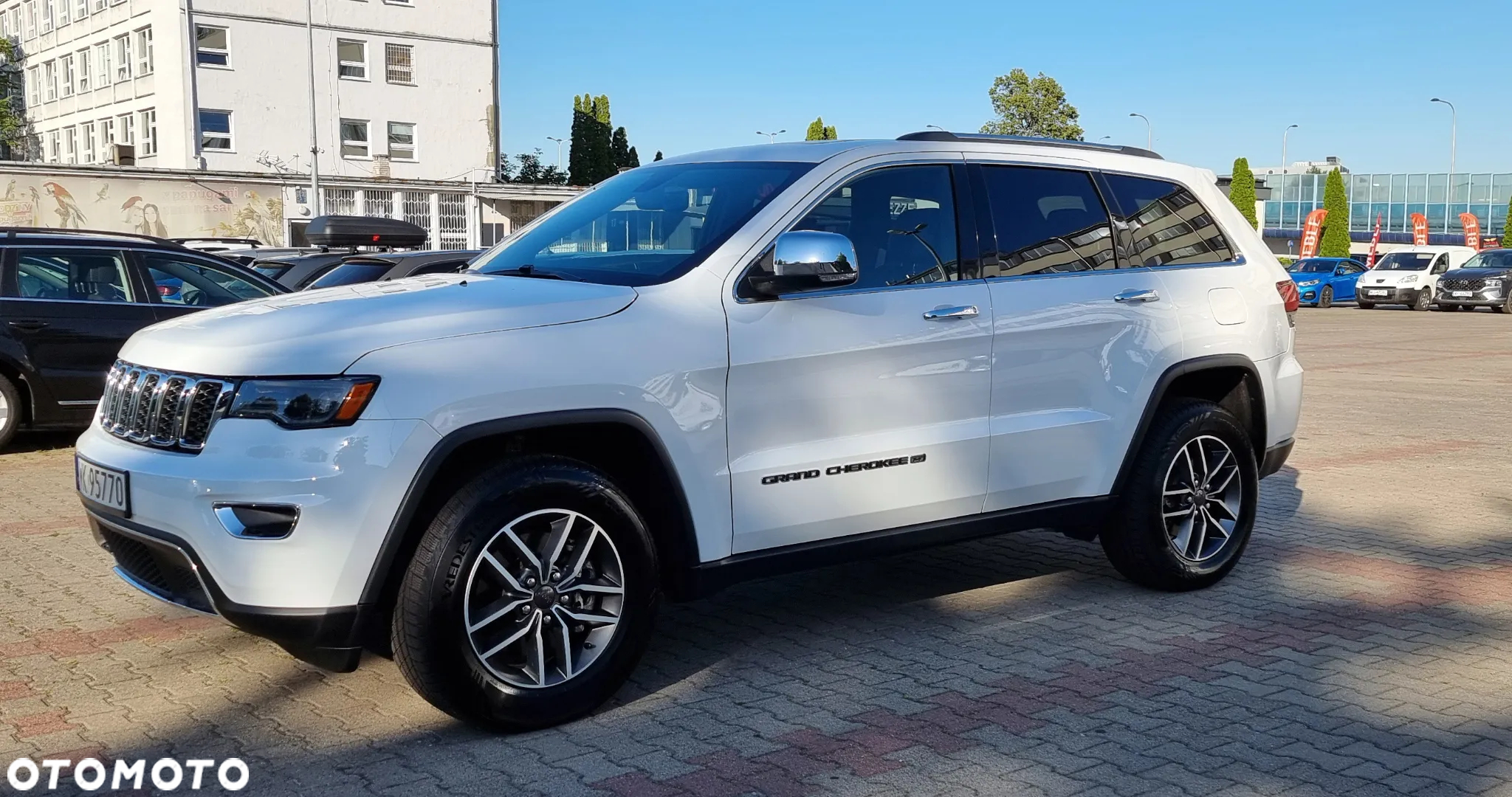 Jeep Grand Cherokee - 3