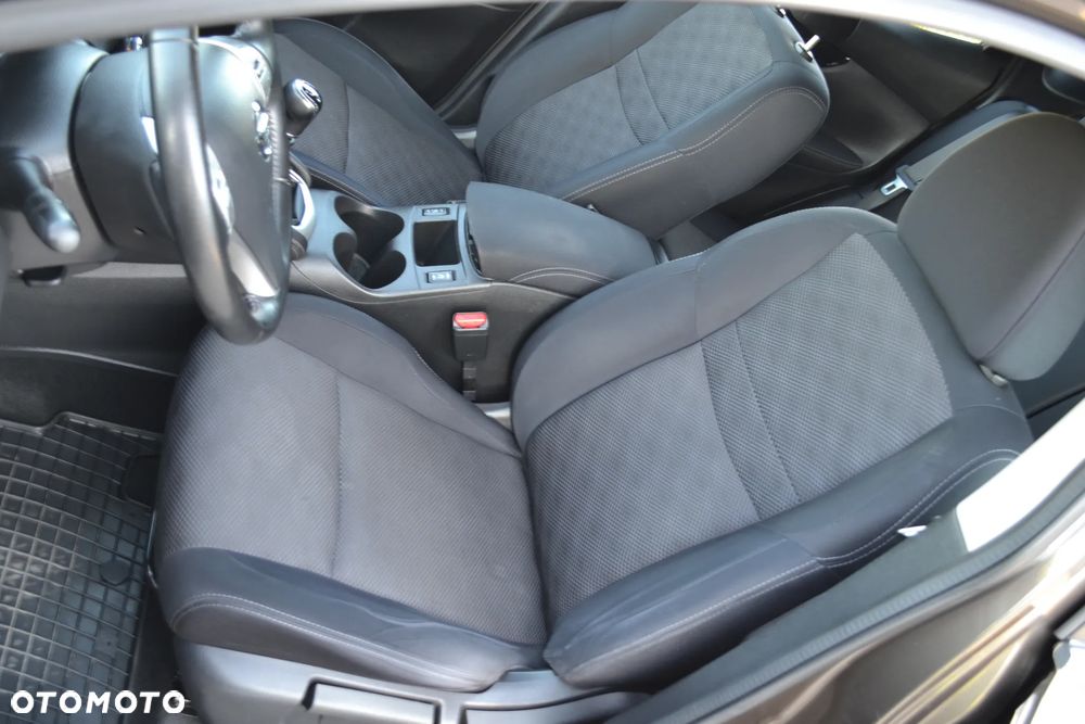 Nissan Qashqai 1.2 DIG-T Tekna EU6 - 17