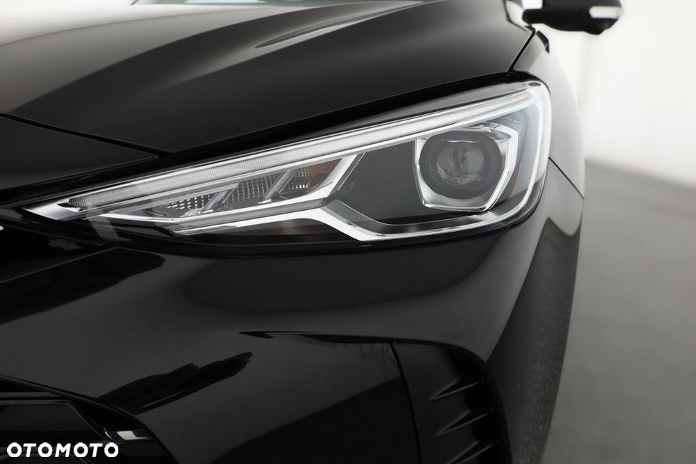 MG ZS 1.5 HEV+ Exclusive - 23