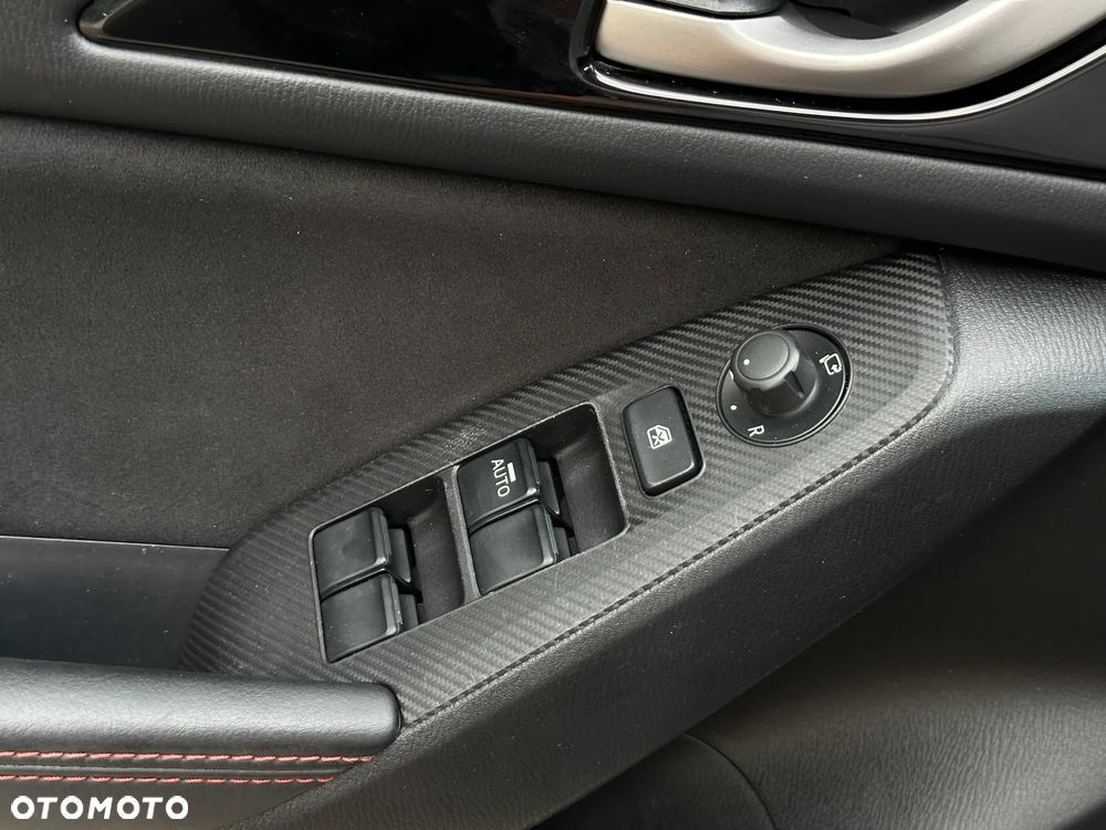 Mazda 3 - 10