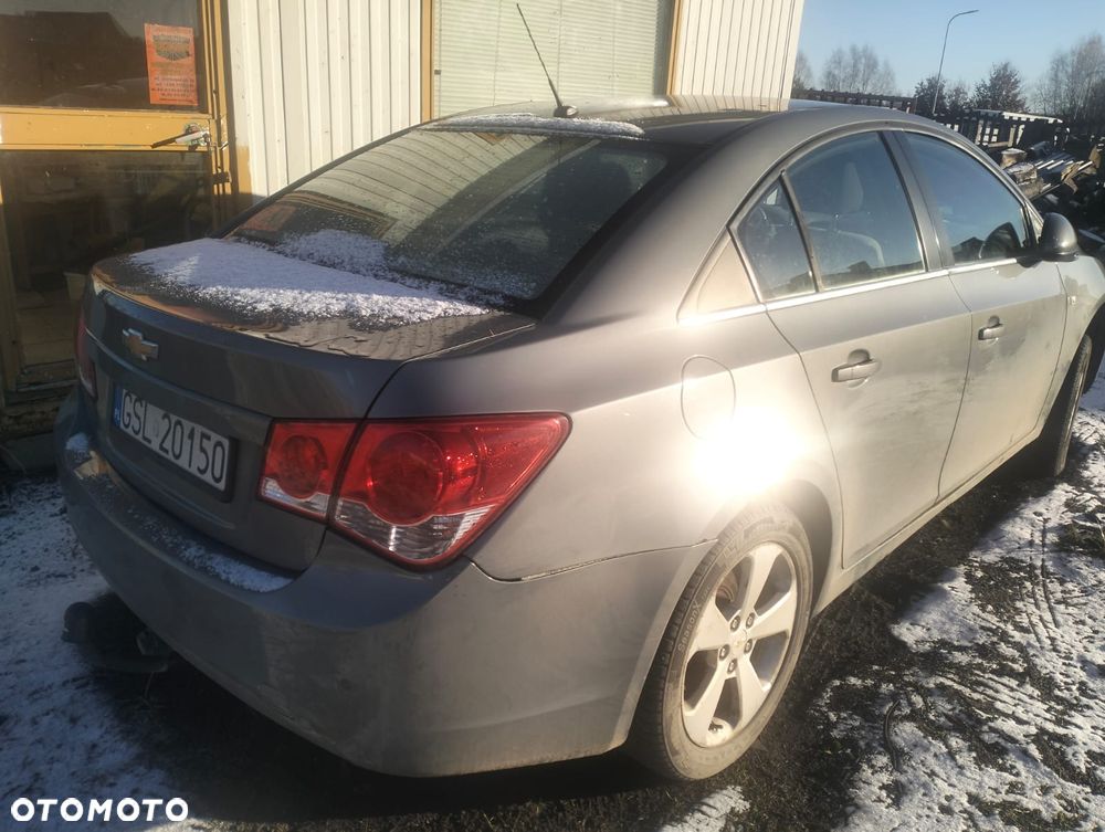 Chevrolet Cruze - 4