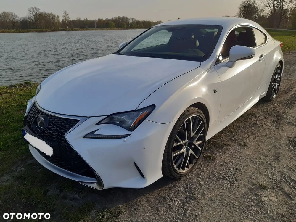 Lexus RC 300h F Sport - 1
